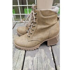 Soda Single Lug Sole Chunky Heel Combat Ankle Boot Lace up w/Side Zipper